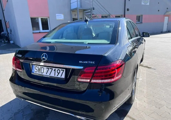 Mercedes-Benz Klasa E cena 89000 przebieg: 135000, rok produkcji 2015 z Sępopol małe 37